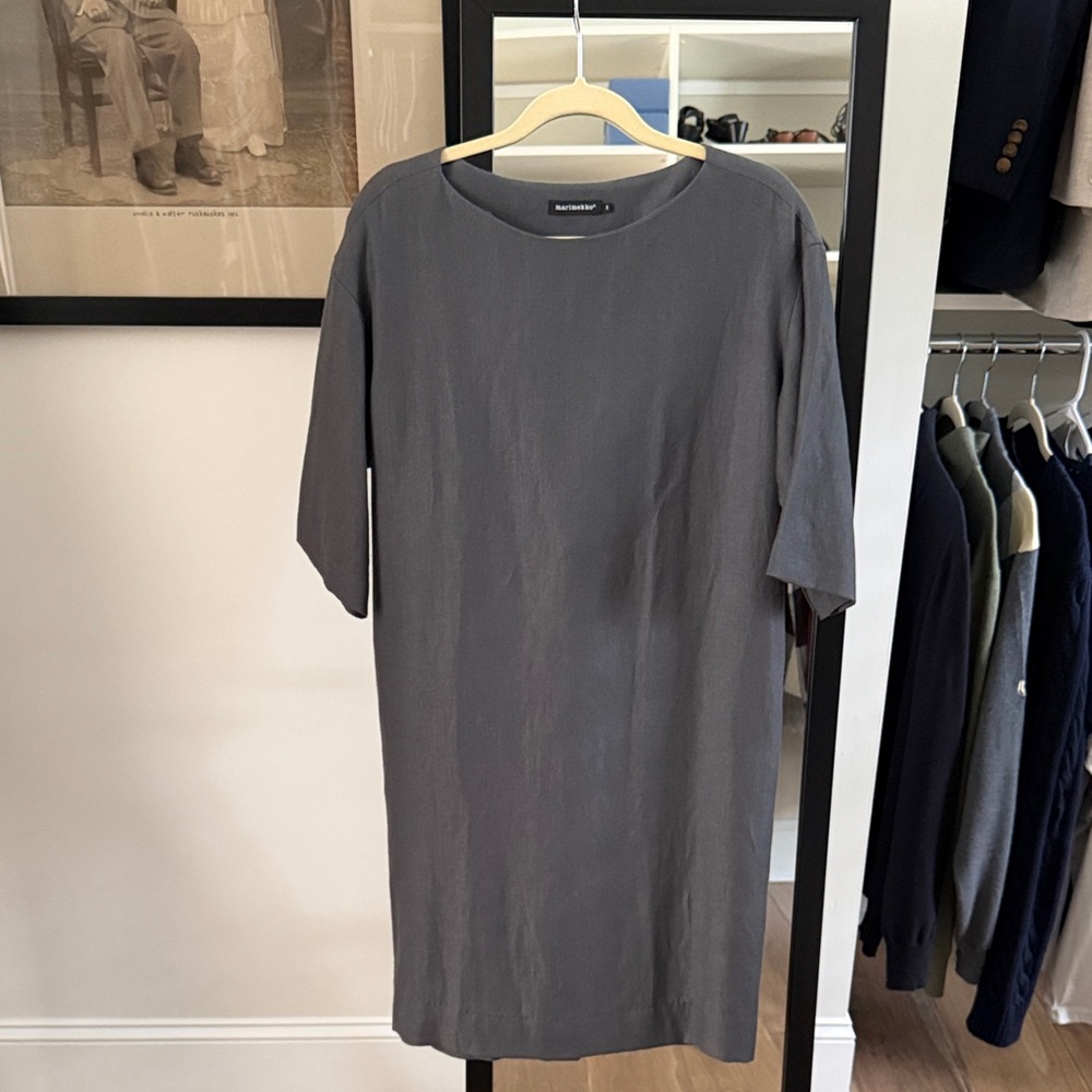 Marimekko linen dress with fab back detail and pockets
